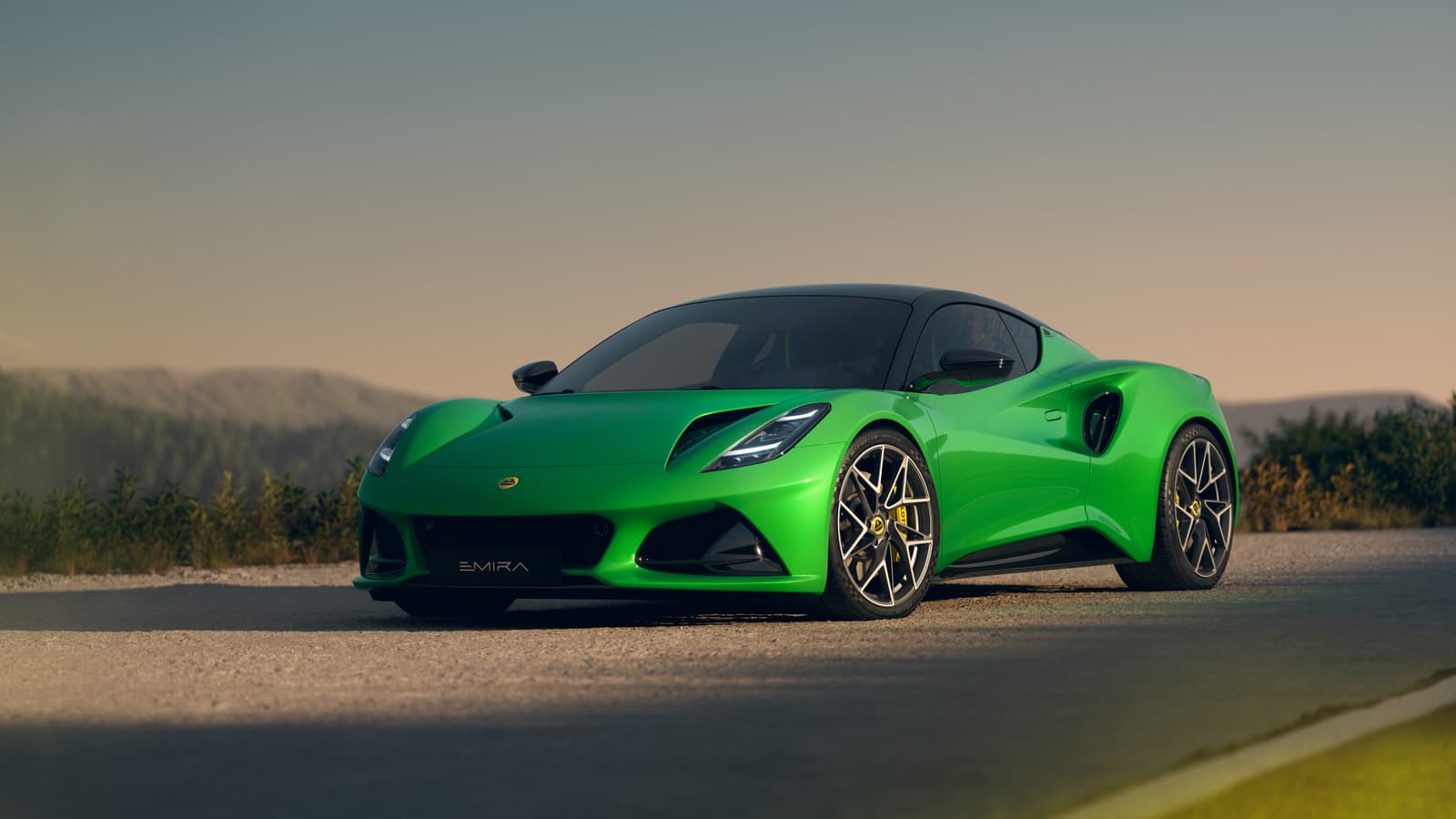 Lotus Emira SE green front 3/4