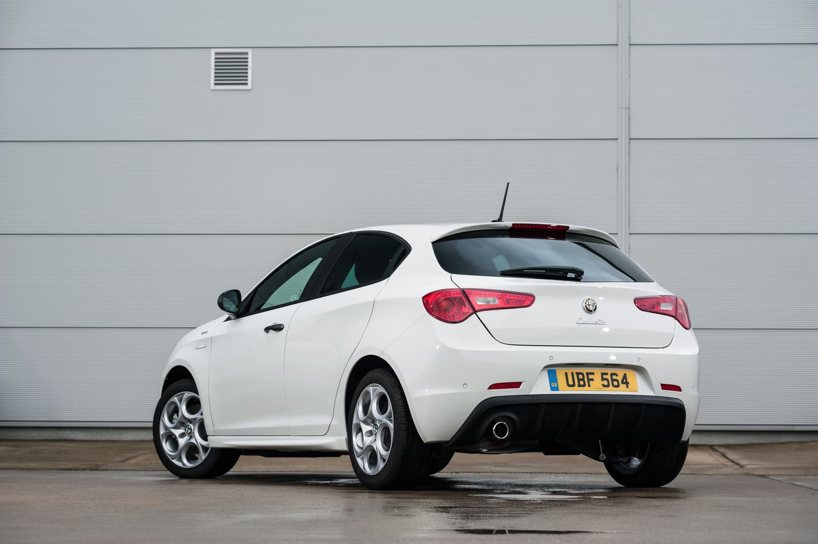Alfa Romeo Giulietta rear 3/4 white