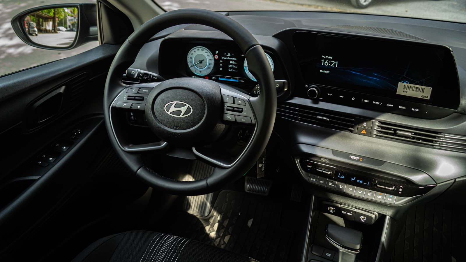 Hyundai i20 19