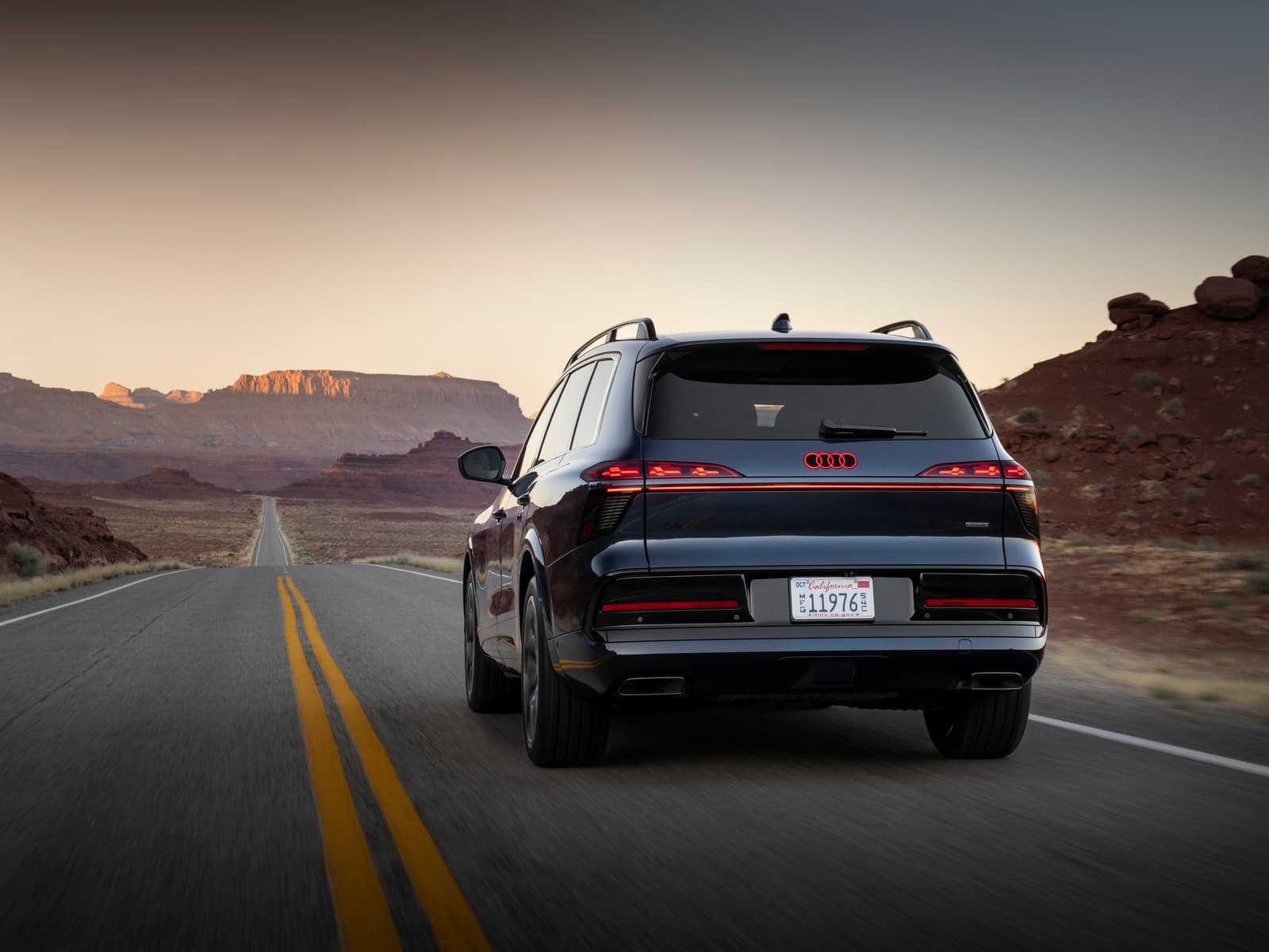 Audi Q9 6