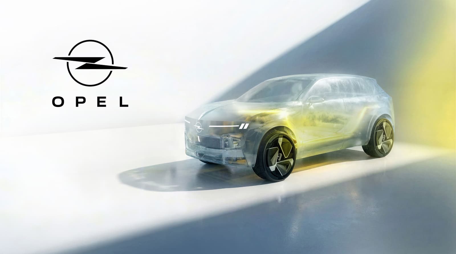 Opel Leapmotor SUV cutaway