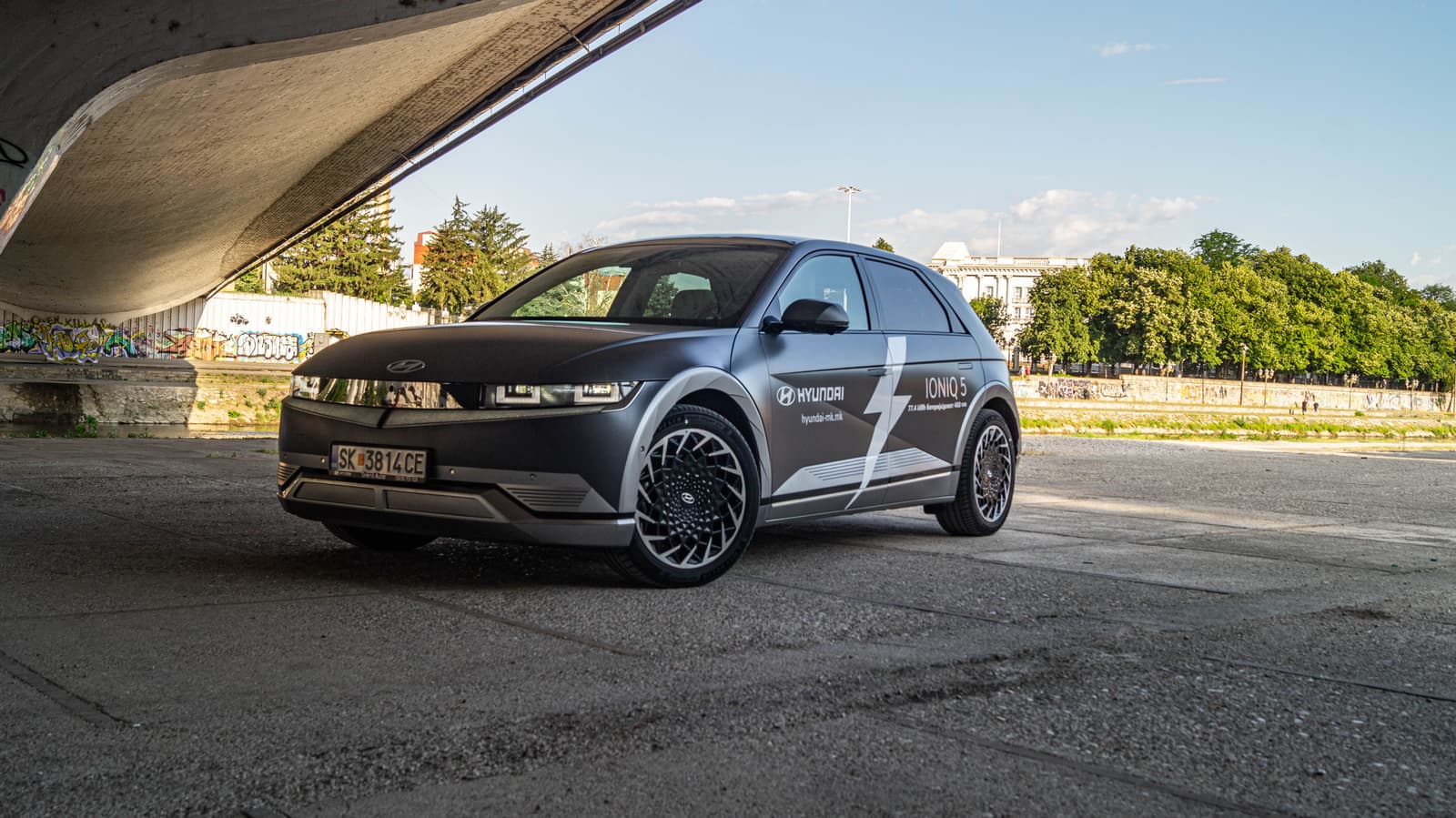 Hyundai Ioniq 4