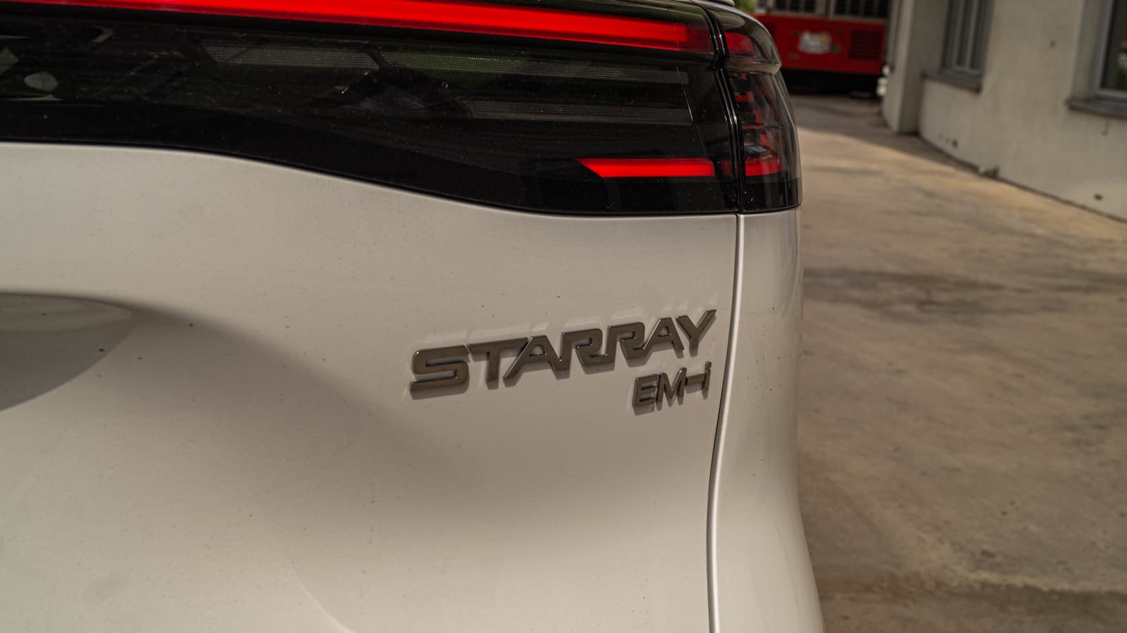 Geely Starray EM-i 10